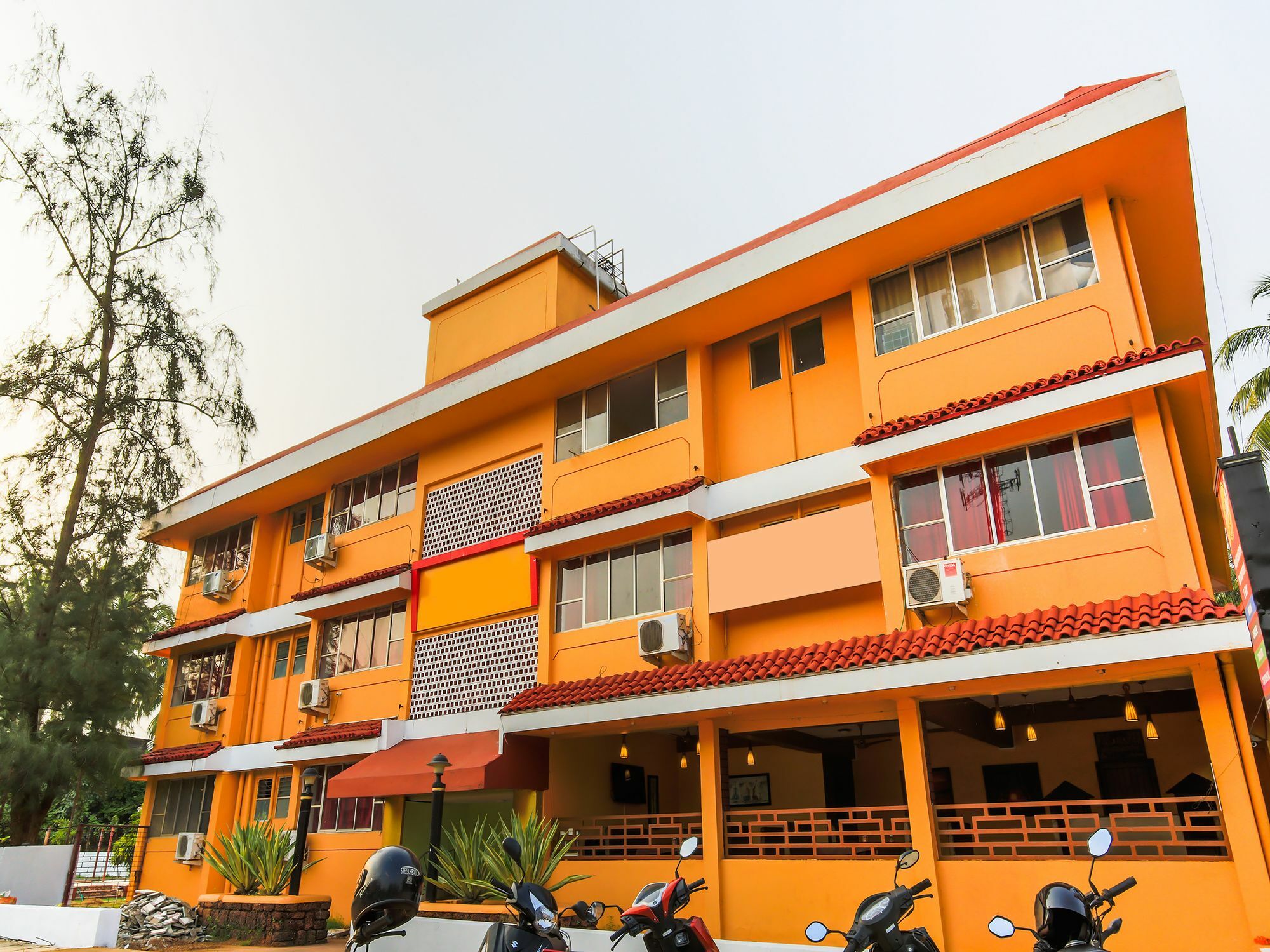Oyo 18794 Hotel Colva Plaza 外观 照片